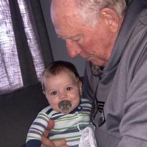 Meet your Posher, Harold